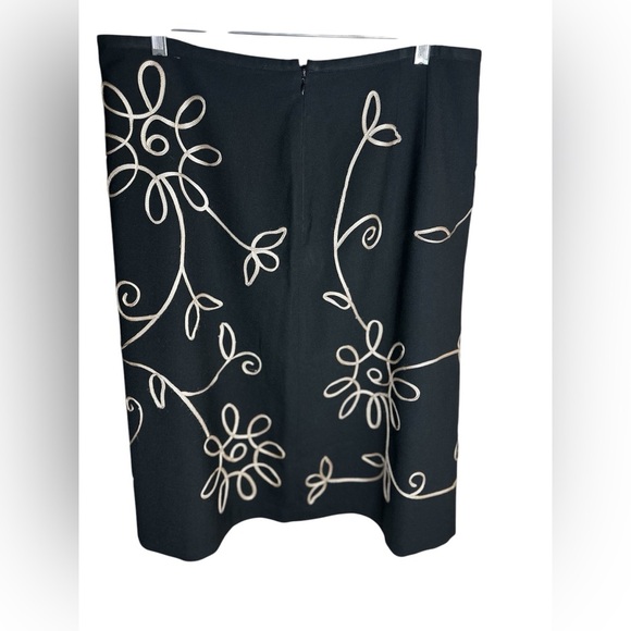 Ann Taylor‎ Loft Wool Blend Embroidered Skirt – Size 14 - Picture 2 of 5